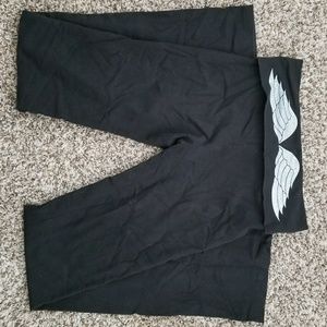 VS yoga pants